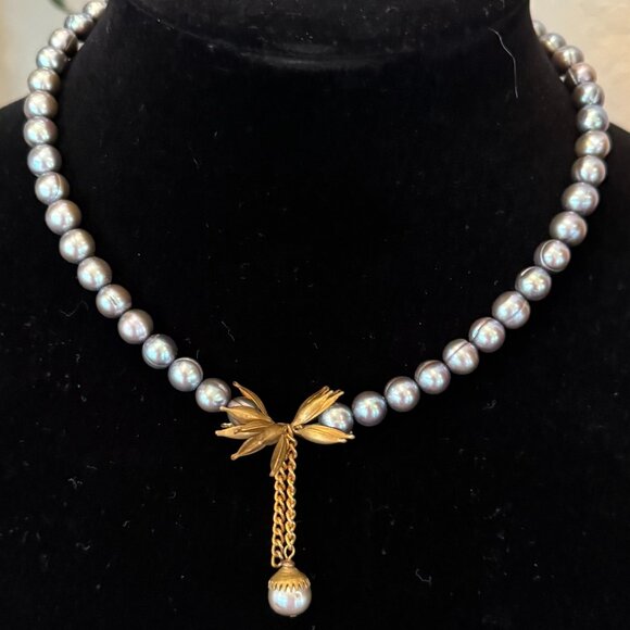 Freshwater Pearl Necklace - Picture 2 of 7